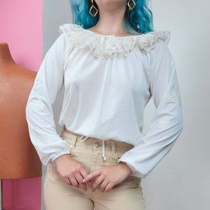 Vintage 70s White Lace Trim Peasant Blouse